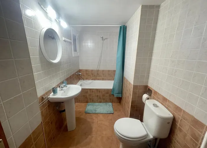 Casita De Marta Lanzarote * קוסטה טגוויסה