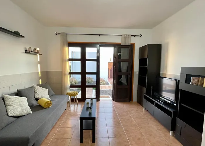 Casita De Marta Lanzarote קוסטה טגוויסה